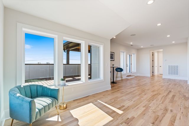 421 Monticello St, Nashville, TN 37207