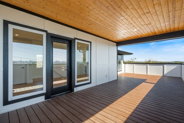 421 Monticello St, Nashville, TN 37207