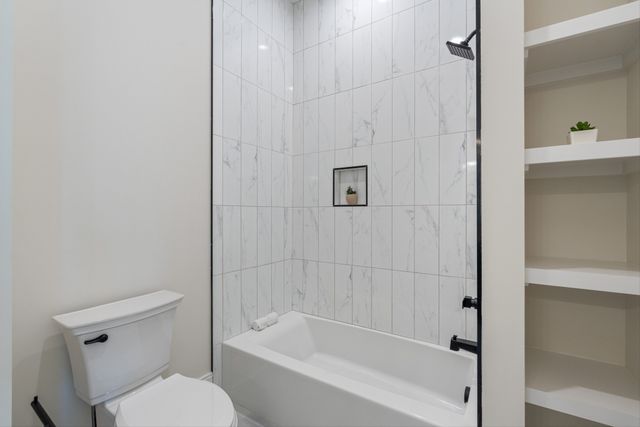 421 Monticello St, Nashville, TN 37207