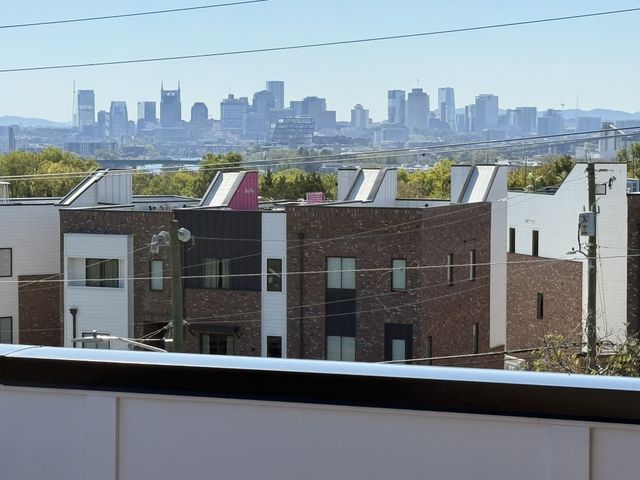 421 Monticello St, Nashville, TN 37207