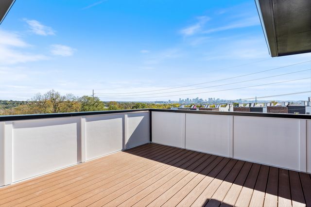 421 Monticello St, Nashville, TN 37207