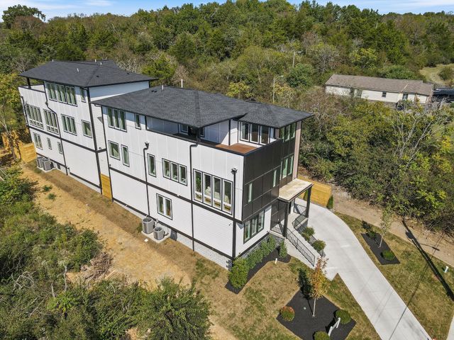 421 Monticello St, Nashville, TN 37207