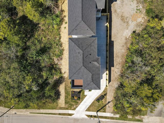 421 Monticello St, Nashville, TN 37207