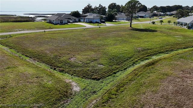 1104 Lakeside Way, Sebring, FL 33876