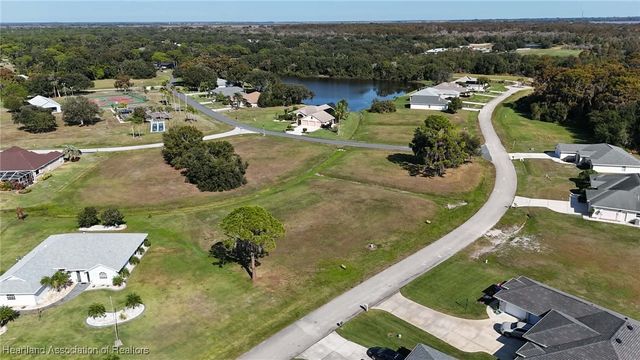 1104 Lakeside Way, Sebring, FL 33876