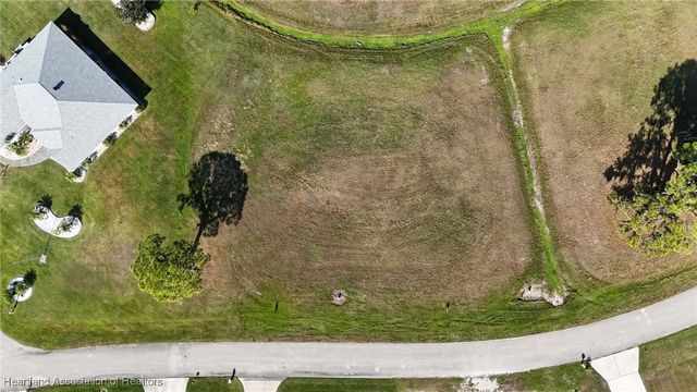 1104 Lakeside Way, Sebring, FL 33876