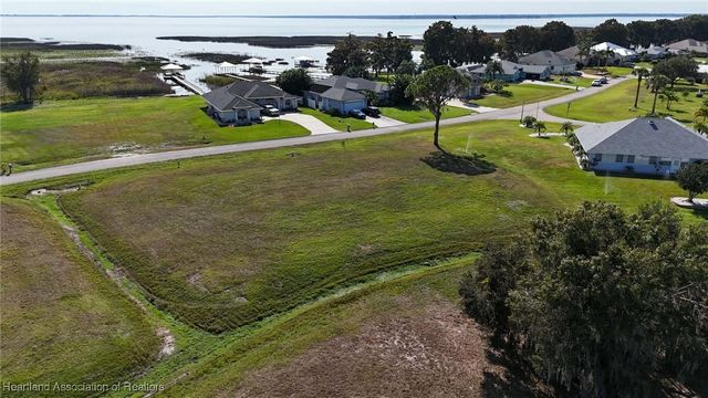 1104 Lakeside Way, Sebring, FL 33876