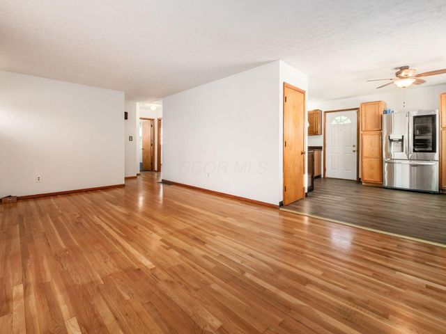 400 Colton Road, Columbus, OH 43207