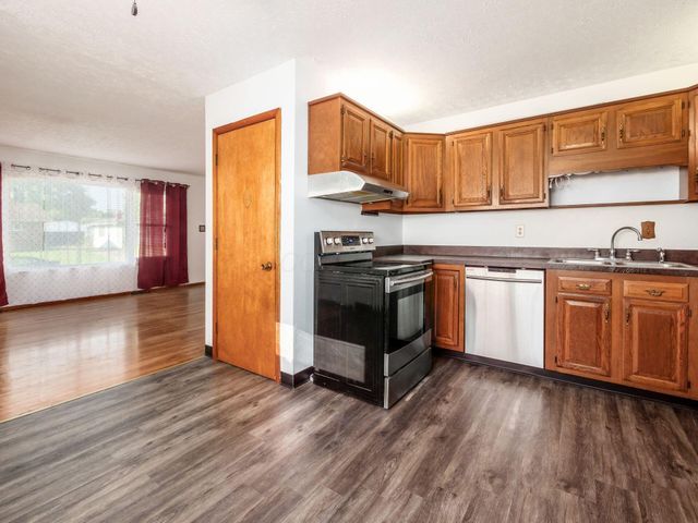400 Colton Road, Columbus, OH 43207
