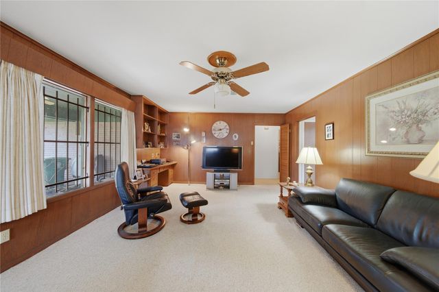 5703 Rutherglenn Drive, Houston, TX 77096