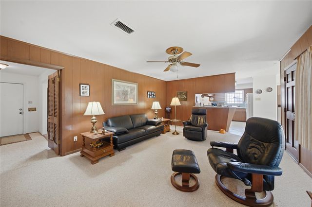 5703 Rutherglenn Drive, Houston, TX 77096