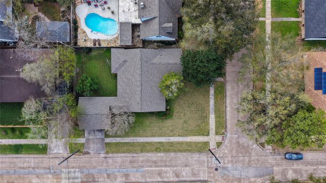 5703 Rutherglenn Drive, Houston, TX 77096