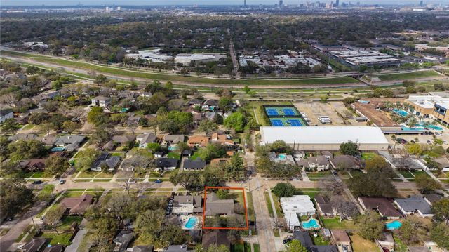 5703 Rutherglenn Drive, Houston, TX 77096