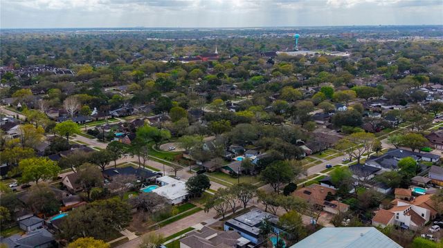 5703 Rutherglenn Drive, Houston, TX 77096