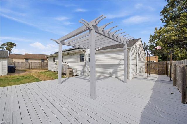 5549 Odessa DR, Virginia Beach, VA 23455