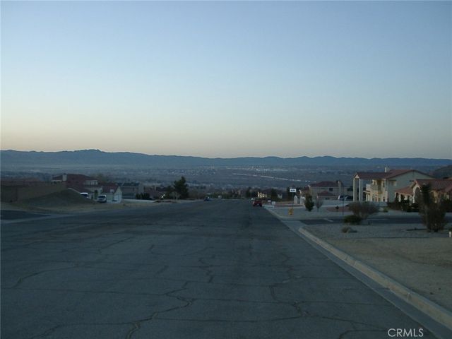 16299 Apple Valley, Apple Valley, CA 92307