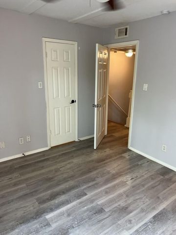6200 W Tidwell Road 306, Houston, TX 77092