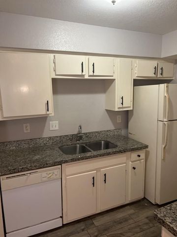 6200 W Tidwell Road 306, Houston, TX 77092