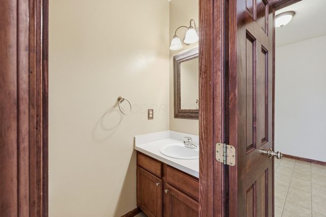 114 Diverston Way, Delaware, OH 43015