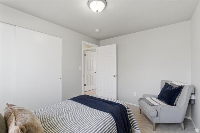 6635 S SOMERSET DR, West Jordan, UT 84084