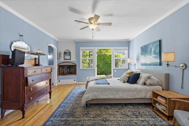 903 Moana Dr, San Diego, CA 92106