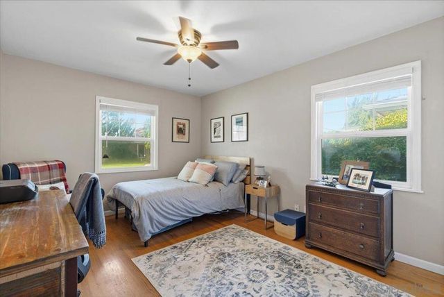 903 Moana Dr, San Diego, CA 92106