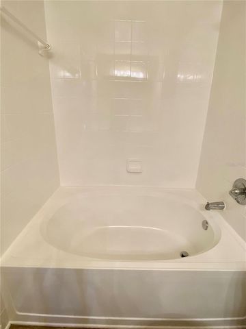 1989 SUMMER CLUB DRIVE 305, Oviedo, FL 32765