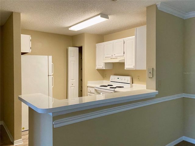 1989 SUMMER CLUB DRIVE 305, Oviedo, FL 32765