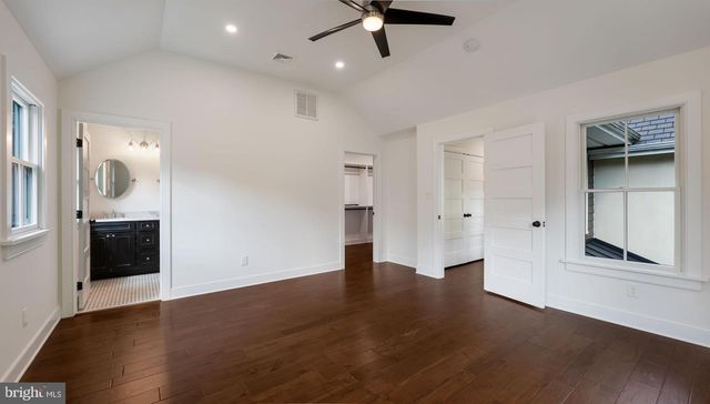 146 N CHURCH, Doylestown, PA 18901