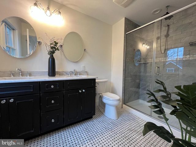 146 N CHURCH, Doylestown, PA 18901