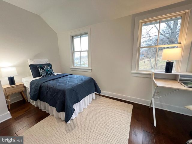 146 N CHURCH, Doylestown, PA 18901