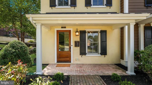 146 N CHURCH, Doylestown, PA 18901