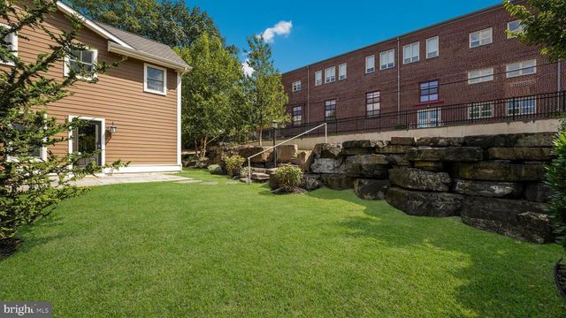 146 N CHURCH, Doylestown, PA 18901