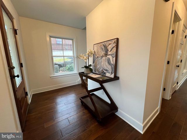 146 N CHURCH, Doylestown, PA 18901