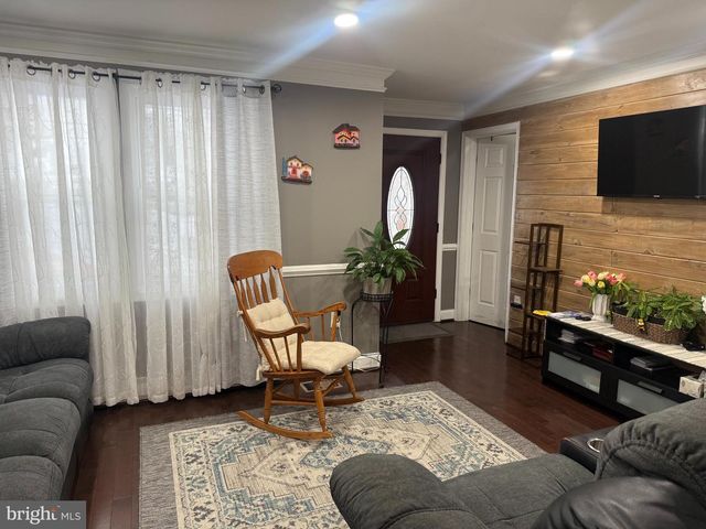 4709 68TH AVE, Hyattsville, MD 20784