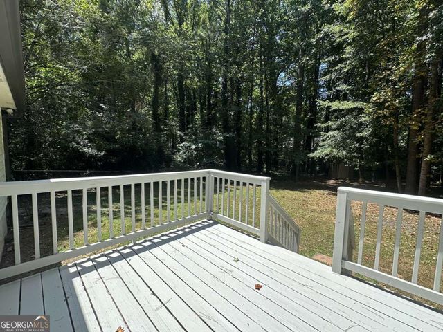 1403 Lakemont Drive, Grayson, GA 30017