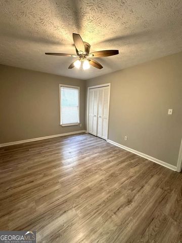 1403 Lakemont Drive, Grayson, GA 30017