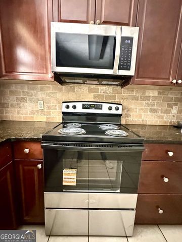 1403 Lakemont Drive, Grayson, GA 30017
