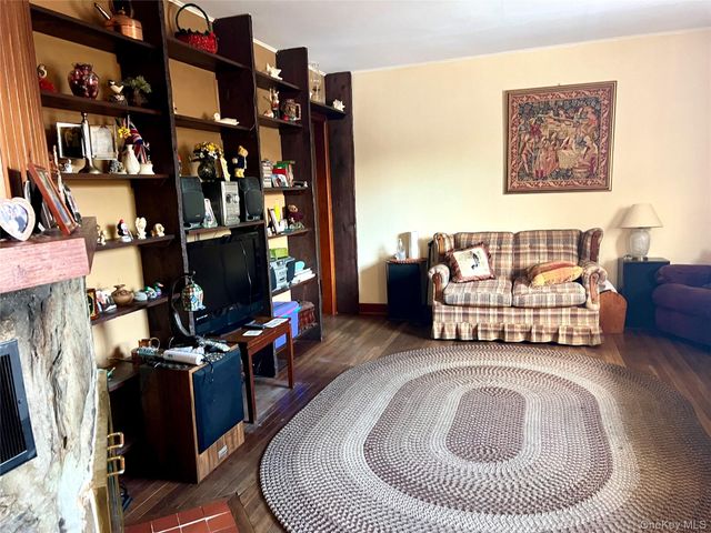 276 Old Hopewell Road, Wappingers Falls, NY 12590