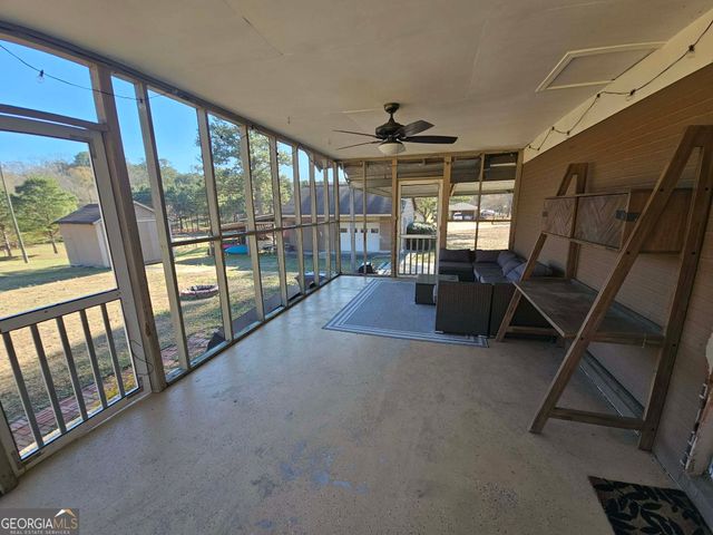 494 Lake Creek Road, Cedartown, GA 30125