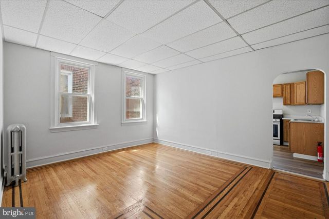 4085 FORD RD, Philadelphia, PA 19131