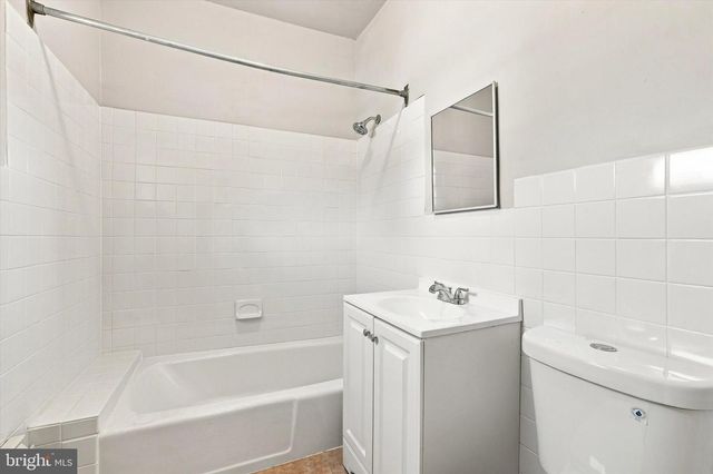 4085 FORD RD, Philadelphia, PA 19131