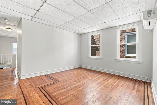 4085 FORD RD, Philadelphia, PA 19131