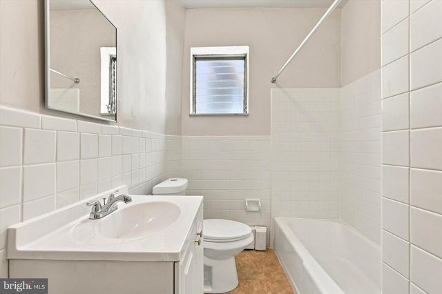 4085 FORD RD, Philadelphia, PA 19131