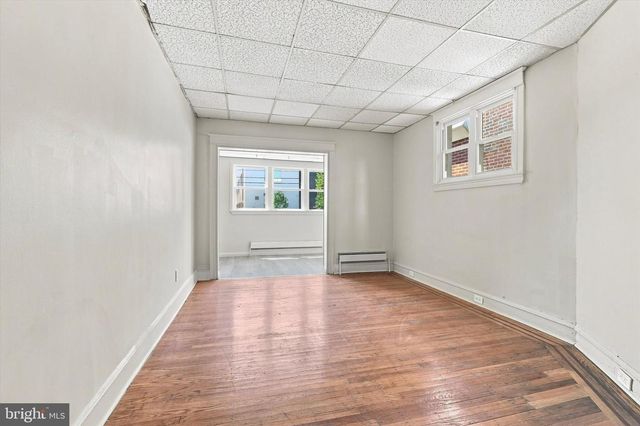 4085 FORD RD, Philadelphia, PA 19131