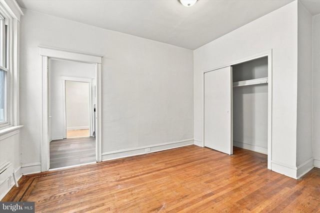 4085 FORD RD, Philadelphia, PA 19131