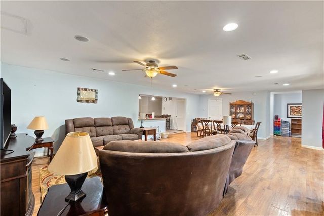 1660 Conrad Street, Pea Ridge, AR 72751