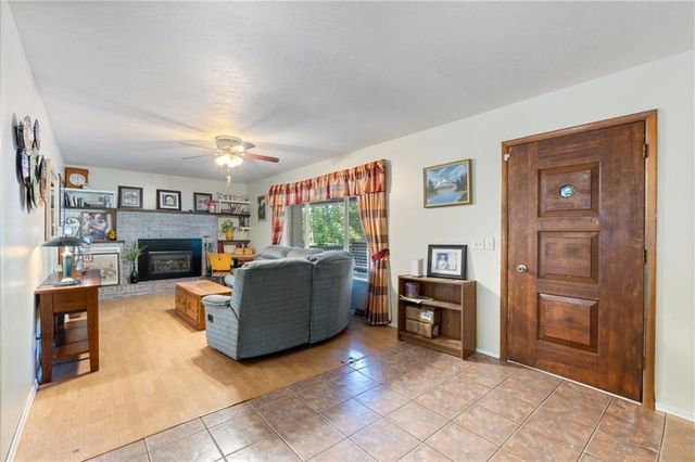 1660 Conrad Street, Pea Ridge, AR 72751