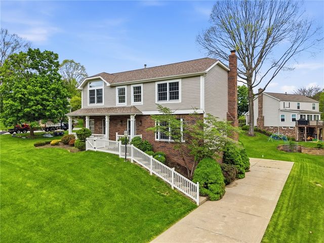 399 Limestone Dr, Bethel Park, PA 15102