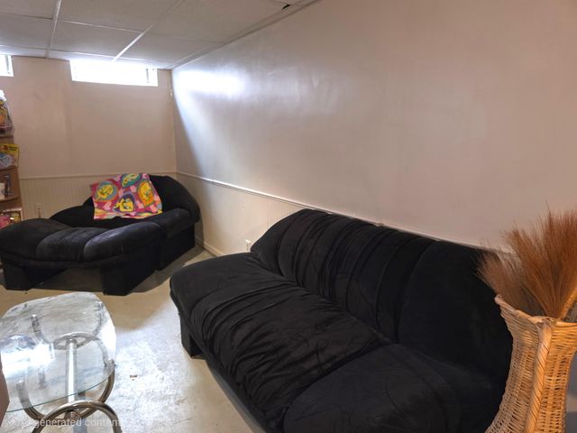 4424 Cheyenne Avenue, Flint, MI 48507